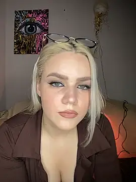 Snapshot of April_Purr chatting on November 2025 09:09:02 AM April Purr online show from November 2025 09:09:02 AM