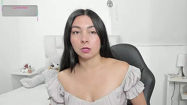 Ms milarose online show from April 2026 12:32:01 AM