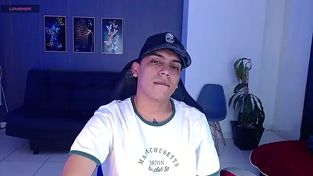 david santos16 online show from September 2025 03:16:02 AM