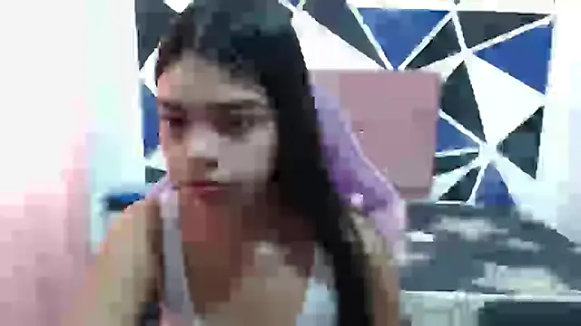 shy luna18 online show from November 2025 01:22:04 PM