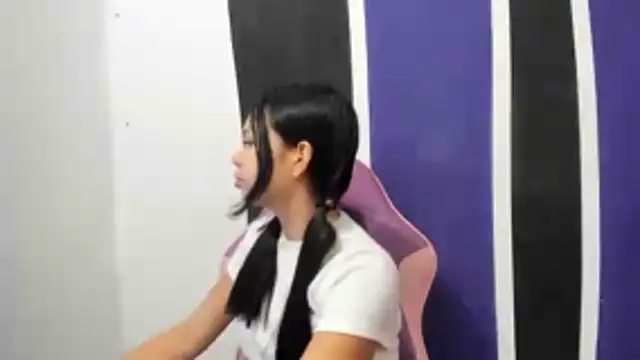 shy luna18 online show from January 2026 01:15:01 PM