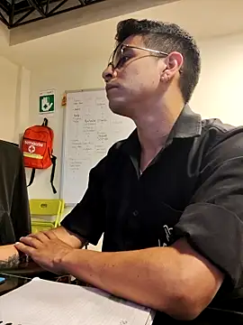 Snapshot of Juann-cock chatting on September 2025 12:36:02 AM Juann-cock online show from September 2025 12:36:02 AM