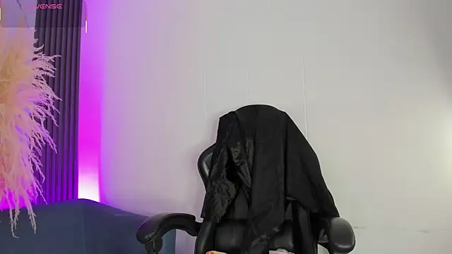 ShaunaDream online show from March 2026 05:02:01 AM