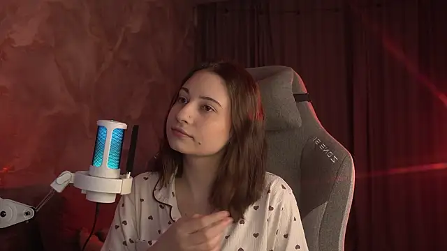 LumeNova online show from March 2026 02:26:02 AM