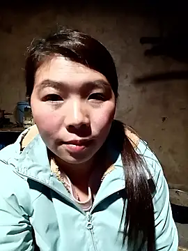 quynhkoolbae online show from January 2026 12:40:01 PM