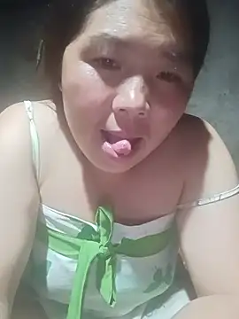 quynhkoolbae online show from July 2026 12:52:02 PM