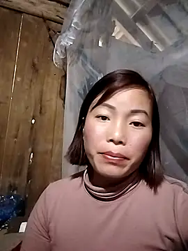 Snapshot of Annaacutee chatting on November 2025 07:18:02 AM Annaacutee online show from November 2025 07:18:02 AM