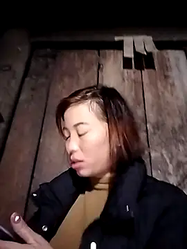 Snapshot of Annaacutee chatting on November 2025 10:03:02 PM Annaacutee online show from November 2025 10:03:02 PM