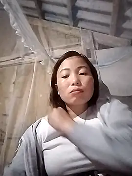 Snapshot of Annaacutee chatting on December 2025 12:21:02 PM Annaacutee online show from December 2025 12:21:02 PM