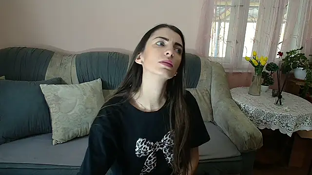 Snapshot of Ella_Myst chatting on October 2025 10:41:02 AM Ella Myst online show from October 2025 10:41:02 AM