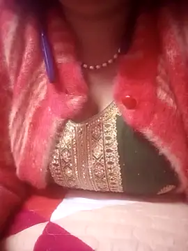 TINASONI online show from February 2026 12:51:02 AM