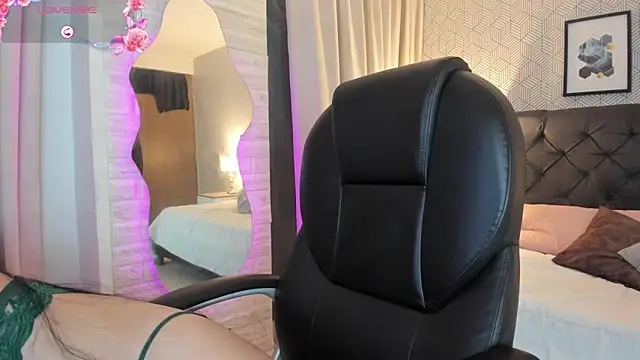 Snapshot of celeste__clark chatting on October 2025 12:12:02 PM celeste clark online show from October 2025 12:12:02 PM