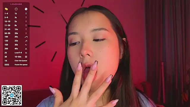 Snapshot of AlberthaEscue chatting on October 2025 04:12:02 AM AlberthaEscue online show from October 2025 04:12:02 AM