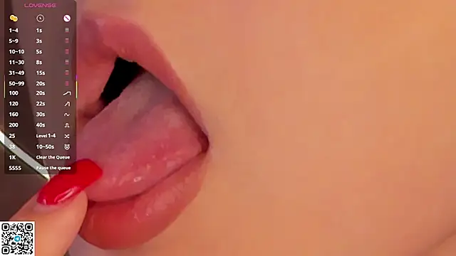 AlberthaEscue online show from November 2025 04:12:02 AM