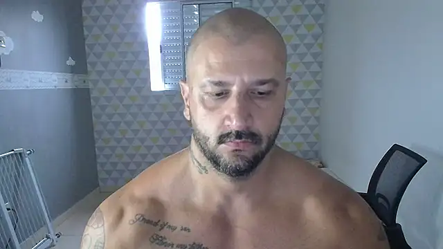 JeanCafa online show from April 2026 06:17:02 PM