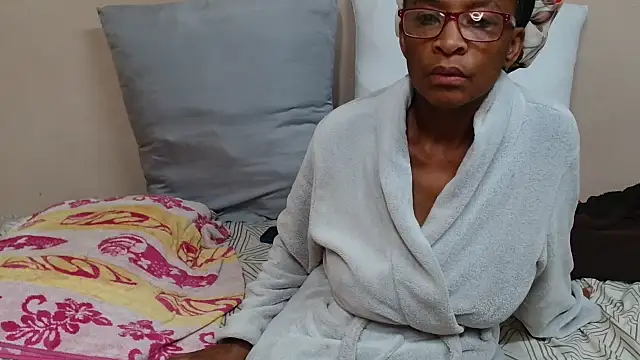 Snapshot of SugarPoppy24xxx chatting on October 2025 09:22:02 AM SugarPoppy24xxx online show from October 2025 09:22:02 AM