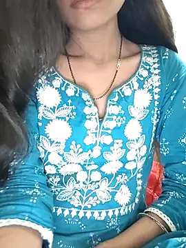 Komal0099 online show from December 2025 04:06:02 AM