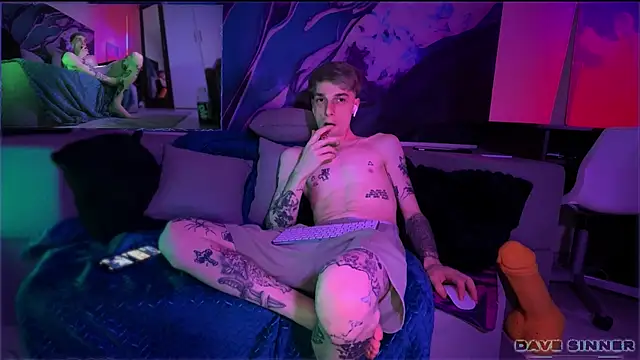 Snapshot of davesinner chatting on May 2026 12:40:01 AM davesinner online show from May 2026 12:40:01 AM