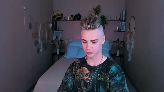 LawrenceMiles online show from September 2025 10:48:02 AM