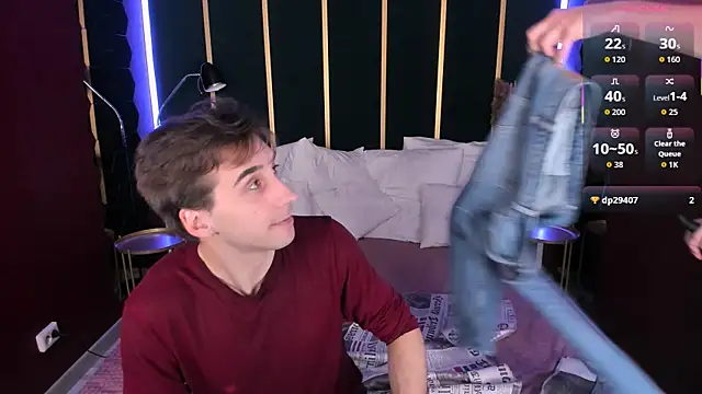 LawrenceMiles online show from October 2025 08:33:02 PM