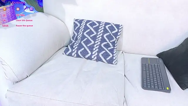 Daiisy kiss online show from November 2025 01:29:02 AM