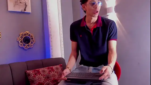 nicolai drake online show from November 2025 10:59:02 PM