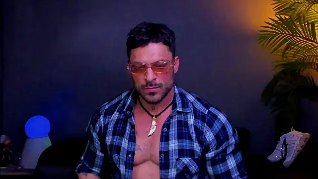 Snapshot of dennis_cox1 chatting on November 2025 04:39:02 AM dennis cox1 online show from November 2025 04:39:02 AM