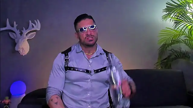 Snapshot of dennis_cox1 chatting on December 2025 05:24:02 AM dennis cox1 online show from December 2025 05:24:02 AM