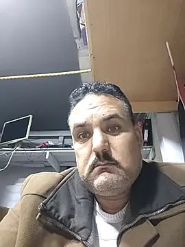 Snapshot of mM0140 chatting on December 2025 03:49:02 PM mM0140 online show from December 2025 03:49:02 PM