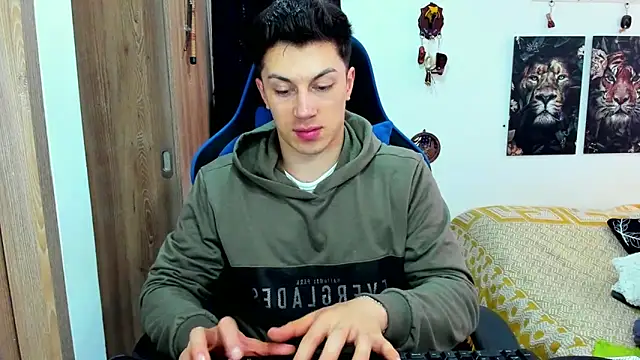 Snapshot of javiersexymann chatting on December 2024 07:53:02 PM javiersexymann online show from December 2024 07:53:02 PM