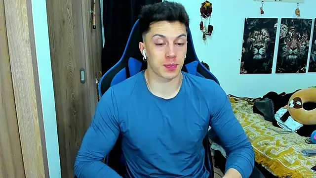 Snapshot of javiersexymann chatting on December 2024 02:35:01 AM javiersexymann online show from December 2024 02:35:01 AM