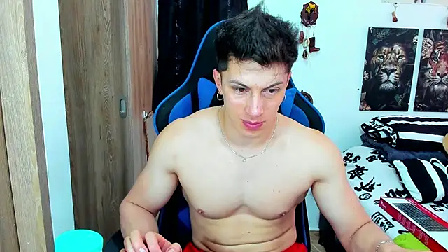 Snapshot of javiersexymann chatting on February 2025 08:05:01 PM javiersexymann online show from February 2025 08:05:01 PM