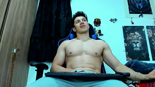 Snapshot of javiersexymann chatting on February 2025 03:35:01 AM javiersexymann online show from February 2025 03:35:01 AM