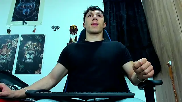 Snapshot of javiersexymann chatting on March 2025 07:06:02 PM javiersexymann online show from March 2025 07:06:02 PM