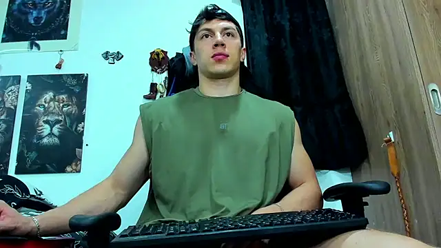 Snapshot of javiersexymann chatting on March 2025 05:42:02 AM javiersexymann online show from March 2025 05:42:02 AM