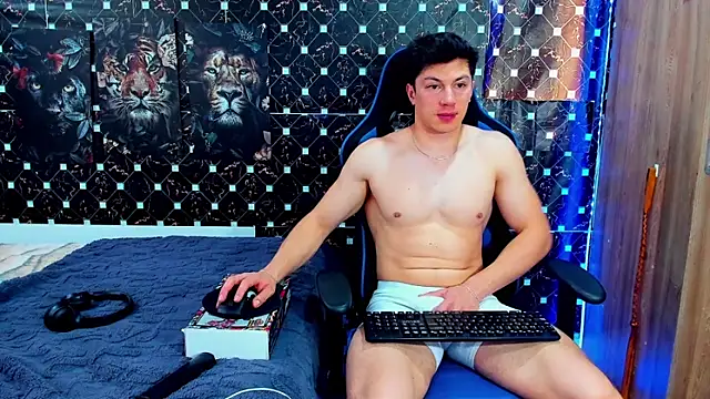 javiersexymann online show from May 2026 09:11:02 PM
