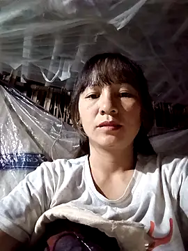 Snapshot of Mini3333 chatting on November 2025 10:52:01 PM Mini3333 online show from November 2025 10:52:01 PM