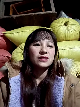 Snapshot of Mini3333 chatting on November 2025 10:20:02 PM Mini3333 online show from November 2025 10:20:02 PM