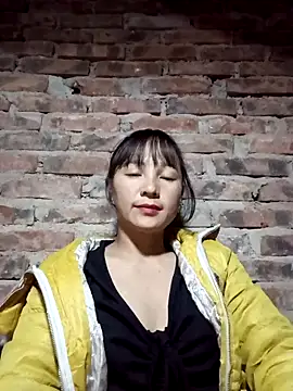 Snapshot of Mini3333 chatting on December 2025 09:21:02 PM Mini3333 online show from December 2025 09:21:02 PM