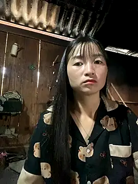 Snapshot of -mina--- chatting on September 2025 12:54:01 AM -mina--- online show from September 2025 12:54:01 AM