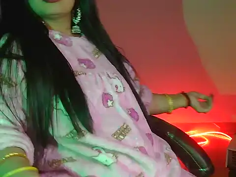 Snapshot of Hot_shaly chatting on November 2025 05:01:02 PM Hot shaly online show from November 2025 05:01:02 PM