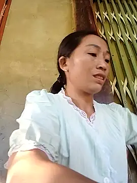 lucybaby00 online show from May 2026 10:56:02 AM
