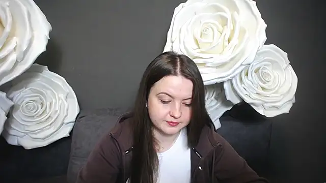 Snapshot of MavkaCute chatting on September 2025 06:00:01 PM MavkaCute online show from September 2025 06:00:01 PM