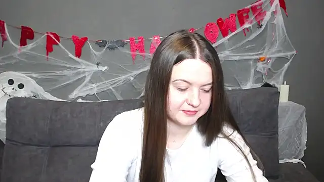 Snapshot of MavkaCute chatting on October 2025 06:31:01 PM MavkaCute online show from October 2025 06:31:01 PM