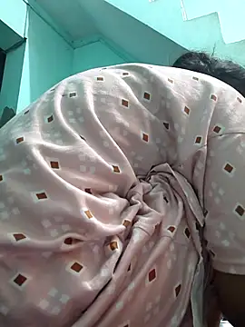 Hotcupale345 online show from September 2025 03:01:01 PM