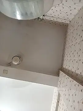 Snapshot of khhlmn chatting on October 2025 03:45:01 PM khhlmn online show from October 2025 03:45:01 PM