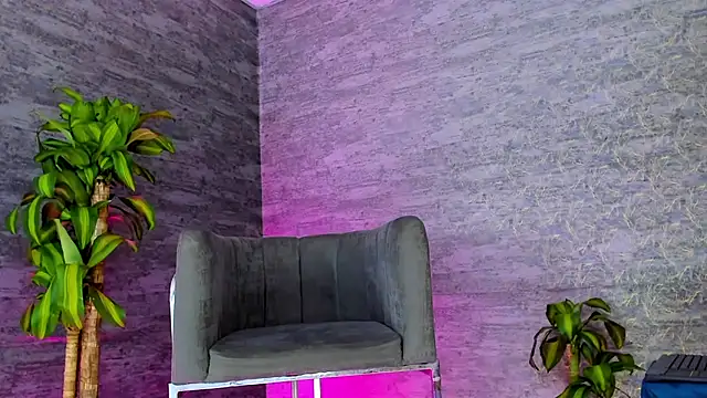 Snapshot of ArthurCox chatting on September 2025 11:37:01 PM ArthurCox online show from September 2025 11:37:01 PM