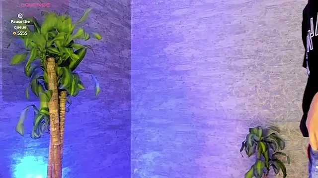 Snapshot of ArthurCox chatting on September 2025 05:27:02 PM ArthurCox online show from September 2025 05:27:02 PM