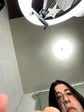 Snapshot of Tukatita69 chatting on October 2025 02:22:02 AM Tukatita69 online show from October 2025 02:22:02 AM