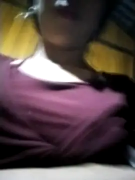 Snapshot of cute_love00 chatting on October 2025 10:39:02 AM cute love00 online show from October 2025 10:39:02 AM